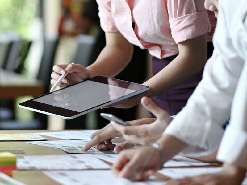 Fonctionnalités des applications - CLB Consult Fonctionnalités des applications - CLB Consult